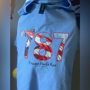 Large Soft 787 Mi Isla Tshirt (Gildan soft) Preciosa!